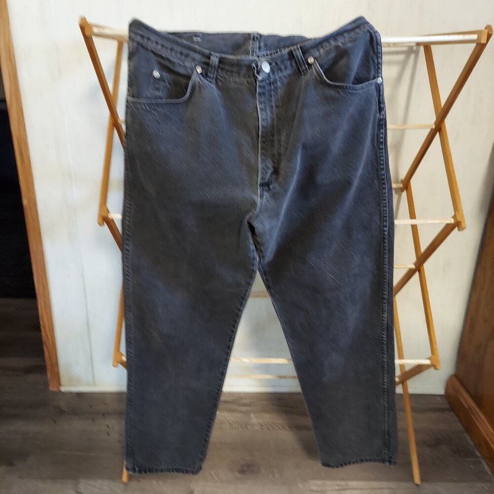 Vintage Wrangler Men's Relaxed Fit Black Denim Jeans (97602CB) 38 x 30